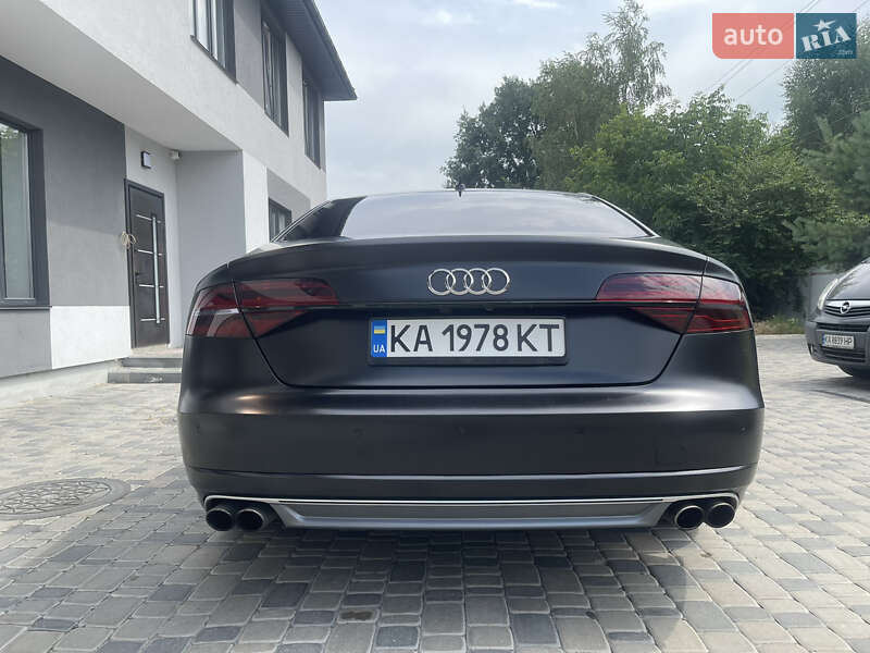 Седан Audi A8 2010 в Києві