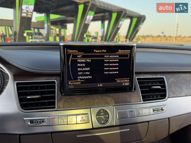 Седан Audi A8 2011 в Миколаєві
