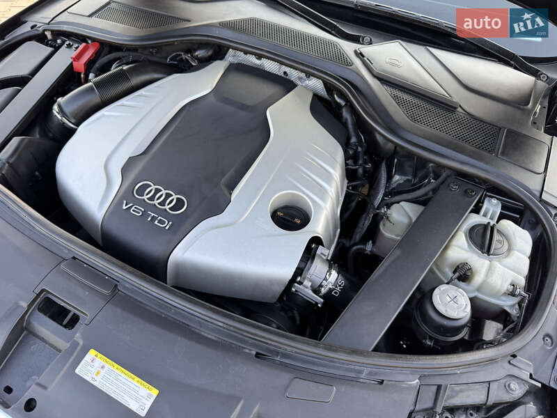 Седан Audi A8 2011 в Миколаєві