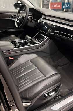 Седан Audi A8 2019 в 