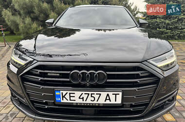 Седан Audi A8 2018 в Дніпрі