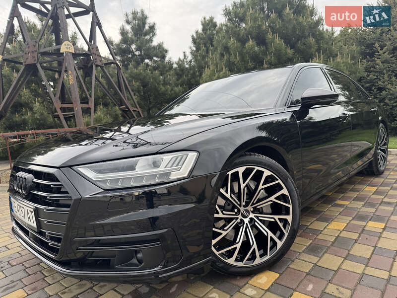 Седан Audi A8 2018 в 