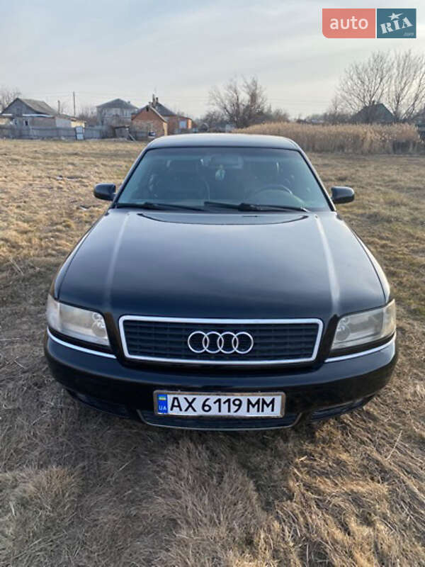 Audi A8 1999