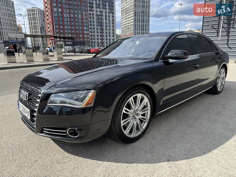 Седан Audi A8 2013 в Києві