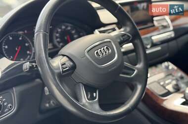 Седан Audi A8 2013 в 