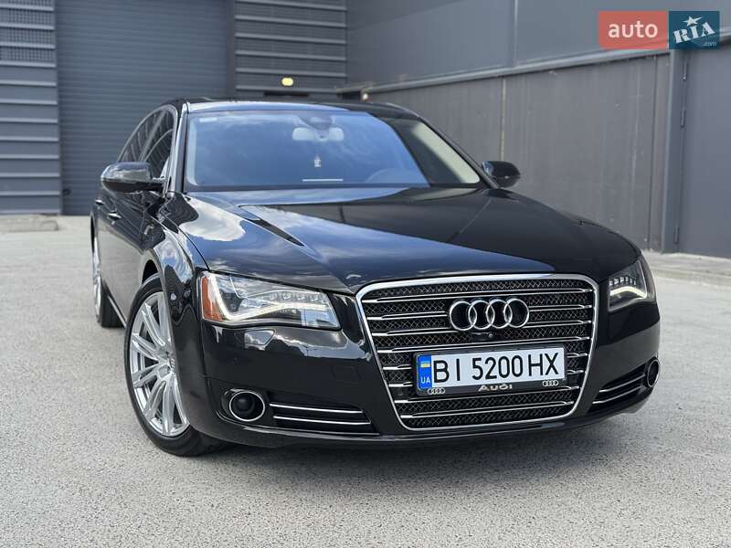 Седан Audi A8 2013 в Києві