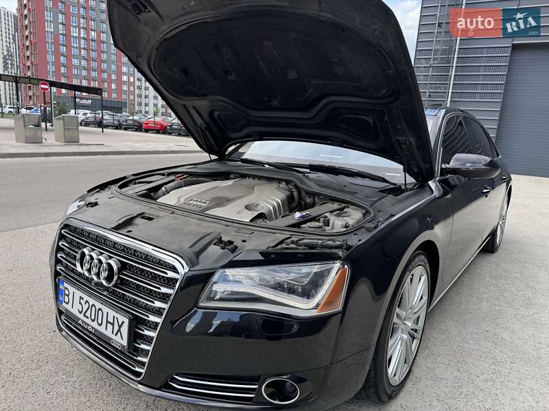 Седан Audi A8 2013 в Києві