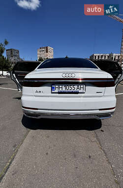 Седан Audi A8 2019 в 