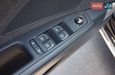 Седан Audi A8 2013 в 