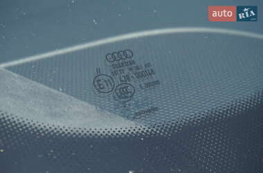 Седан Audi A8 2013 в 