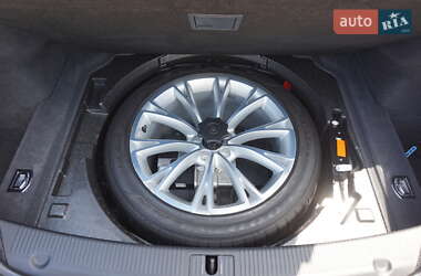 Седан Audi A8 2013 в 