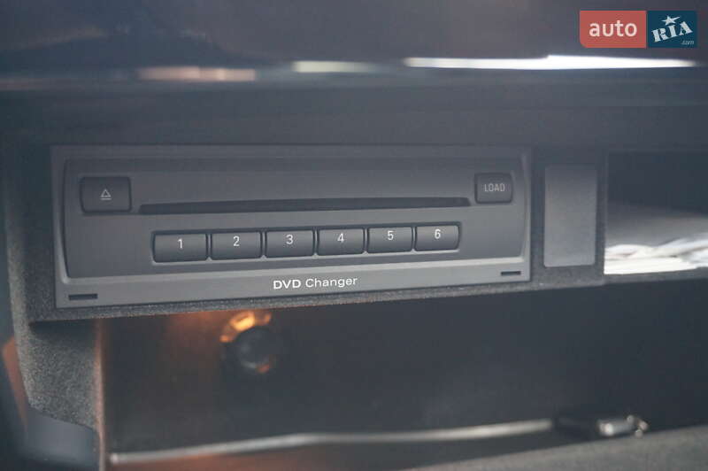 Седан Audi A8 2013 в Одесі