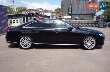 Седан Audi A8 2020 в 