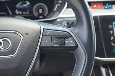Седан Audi A8 2020 в 