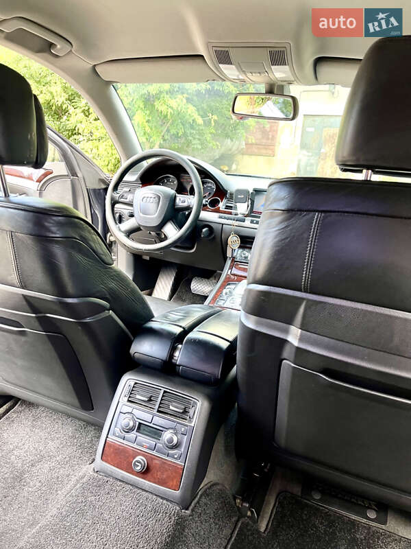 Седан Audi A8 2007 в Одесі
