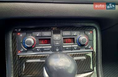 Седан Audi A8 2003 в 