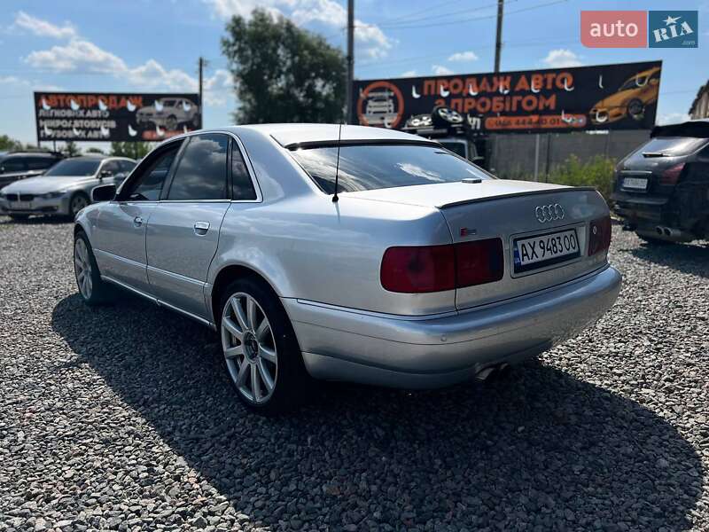 Седан Audi A8 1999 в Харкові