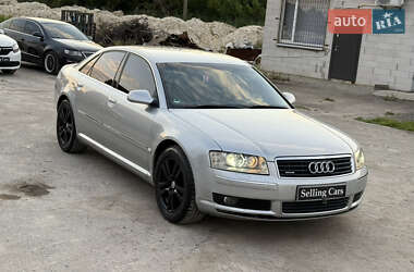 Седан Audi A8 2004 в 