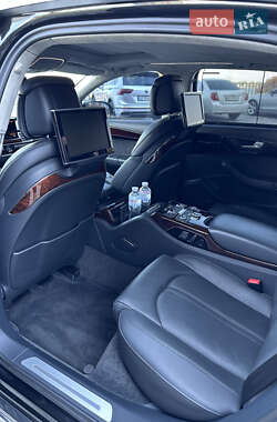 Седан Audi A8 2013 в 