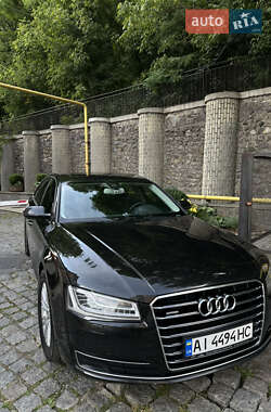 Седан Audi A8 2017 в 