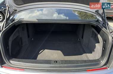 Седан Audi A8 2006 в 