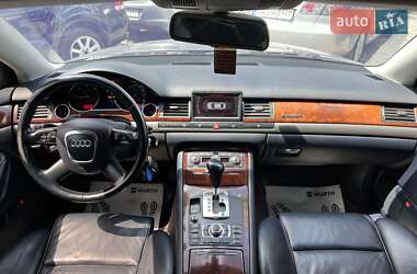 Седан Audi A8 2006 в 