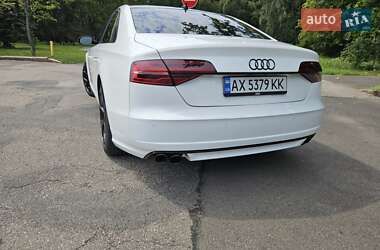 Седан Audi A8 2012 в 