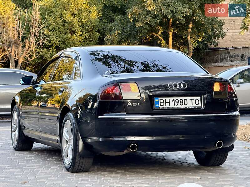Седан Audi A8 2006 в Одесі
