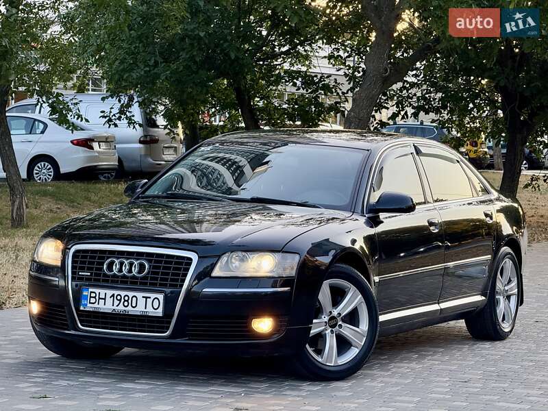 Седан Audi A8 2006 в Одесі