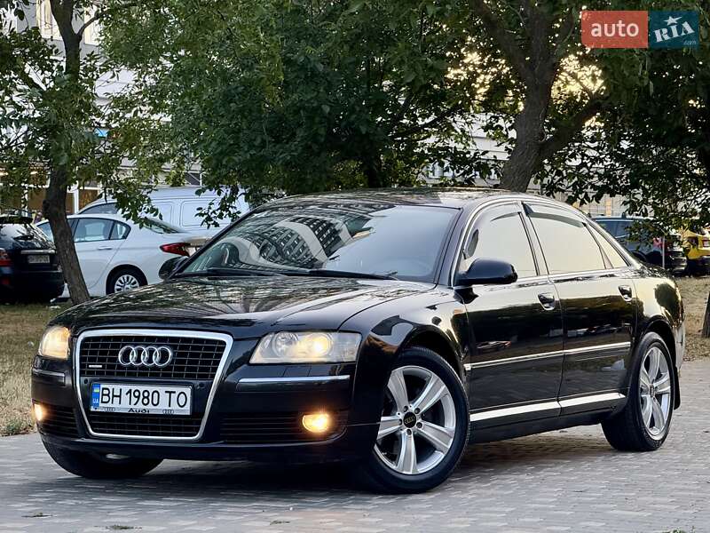 Седан Audi A8 2006 в Одесі