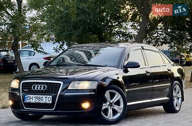 Седан Audi A8 2006 в 