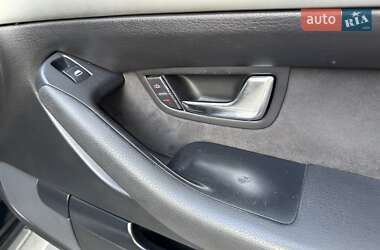 Седан Audi A8 2006 в 
