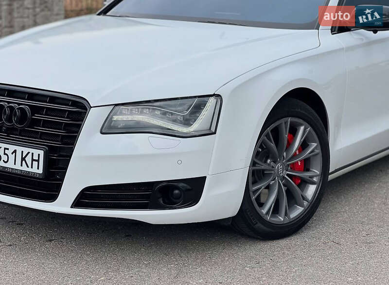Седан Audi A8 2011 в Запорожье