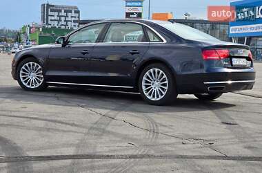 Седан Audi A8 2013 в 