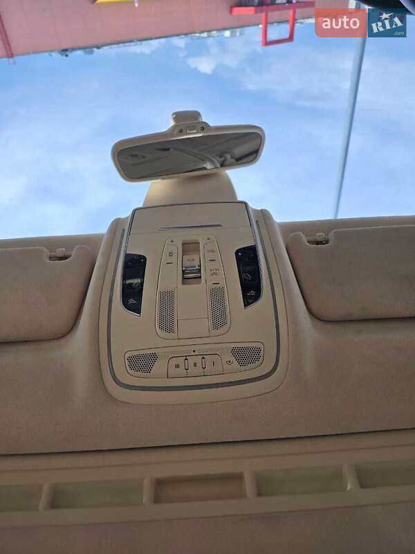 Седан Audi A8 2013 в Киеве фото 32 Седан Audi A8 2013 в Киеве
