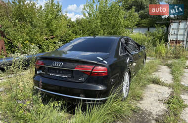 Седан Audi A8 2015 в Звягеле