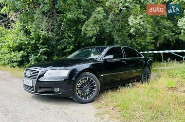 Седан Audi A8 2004 в 