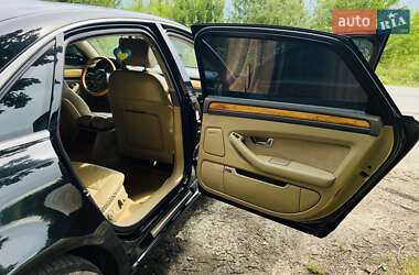 Седан Audi A8 2004 в 