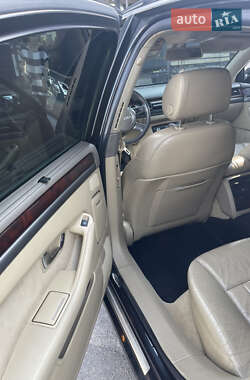 Седан Audi A8 2005 в 