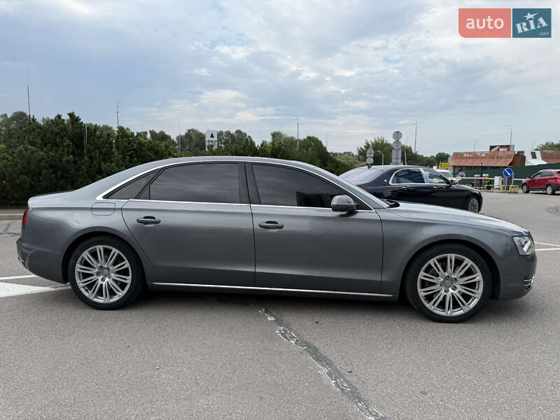 Седан Audi A8 2014 в Киеве