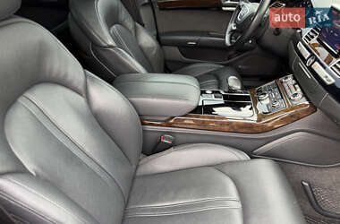 Седан Audi A8 2014 в 