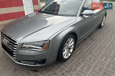 Седан Audi A8 2013 в 