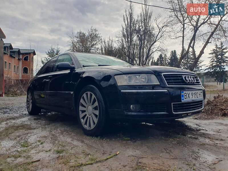 Седан Audi A8 2004 в Хмельницком