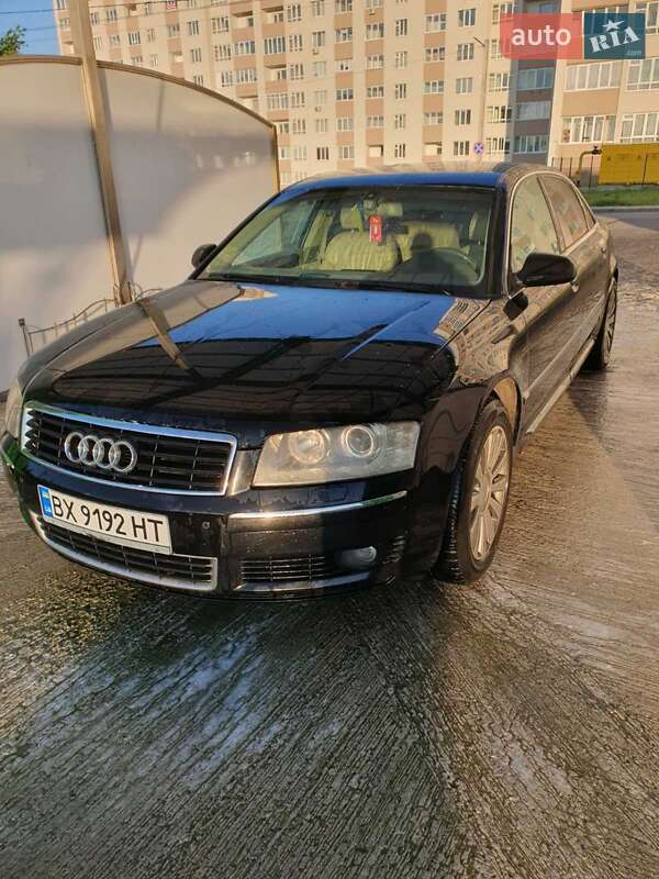 Седан Audi A8 2004 в Хмельницком