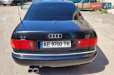 Седан Audi A8 2001 в 