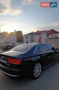 Седан Audi A8 2012 в 