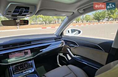 Седан Audi A8 2018 в 