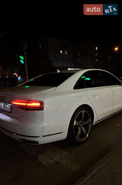 Седан Audi A8 2014 в 