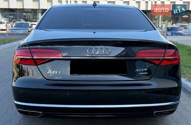 Седан Audi A8 2016 в 