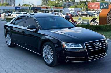 Седан Audi A8 2016 в 
